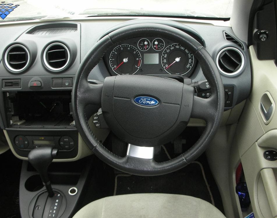  Ford Fiesta V (2005-2009) :  6